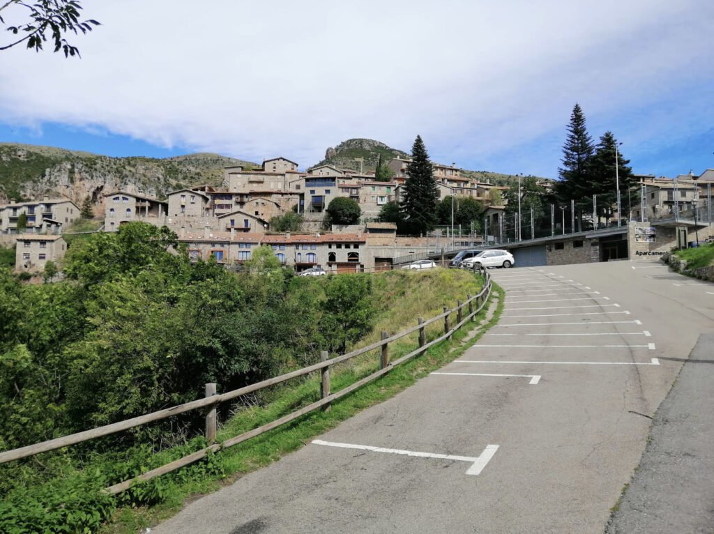 Aparcamiento Castellar de nhug